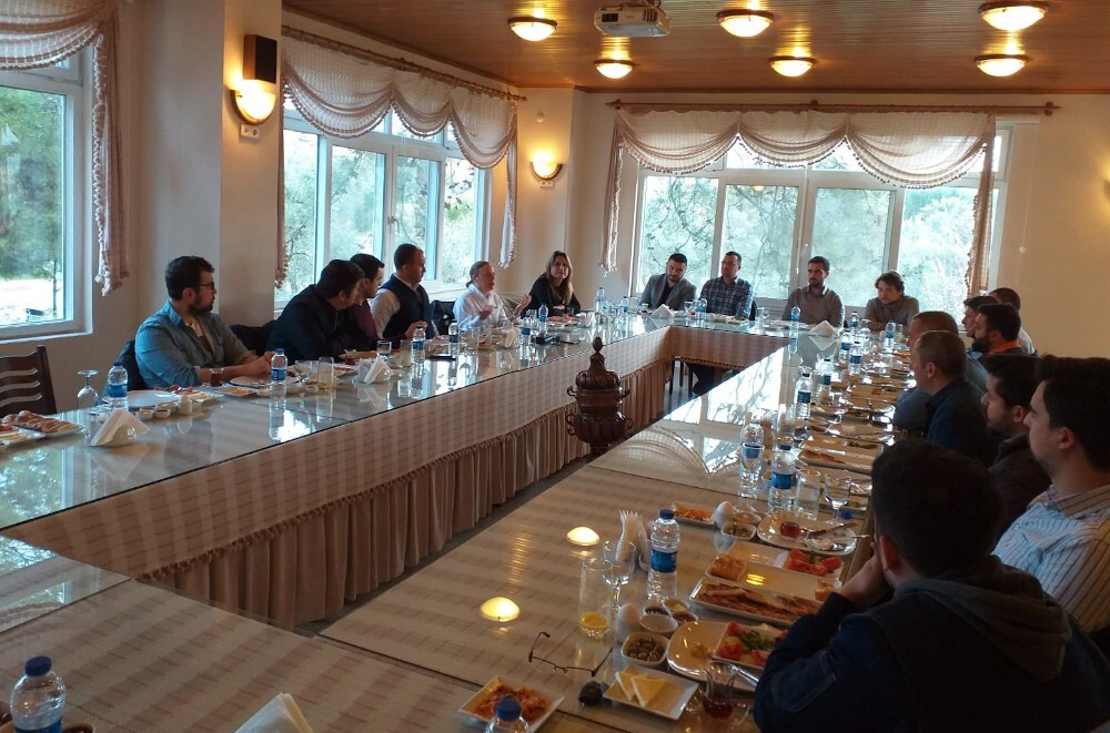 Maden Rektörlüğü mühendisleri bir arada